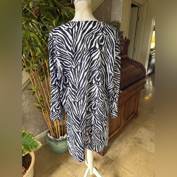 CZ ladies, V-neck 100% cotton cover-up size 1X excellent condition, Navy white - Picture 7 of 10